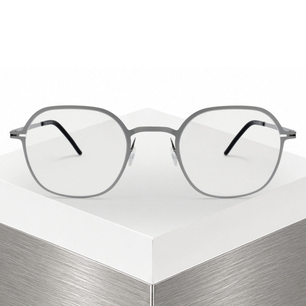 NYLO 1001 – Black — product photograph