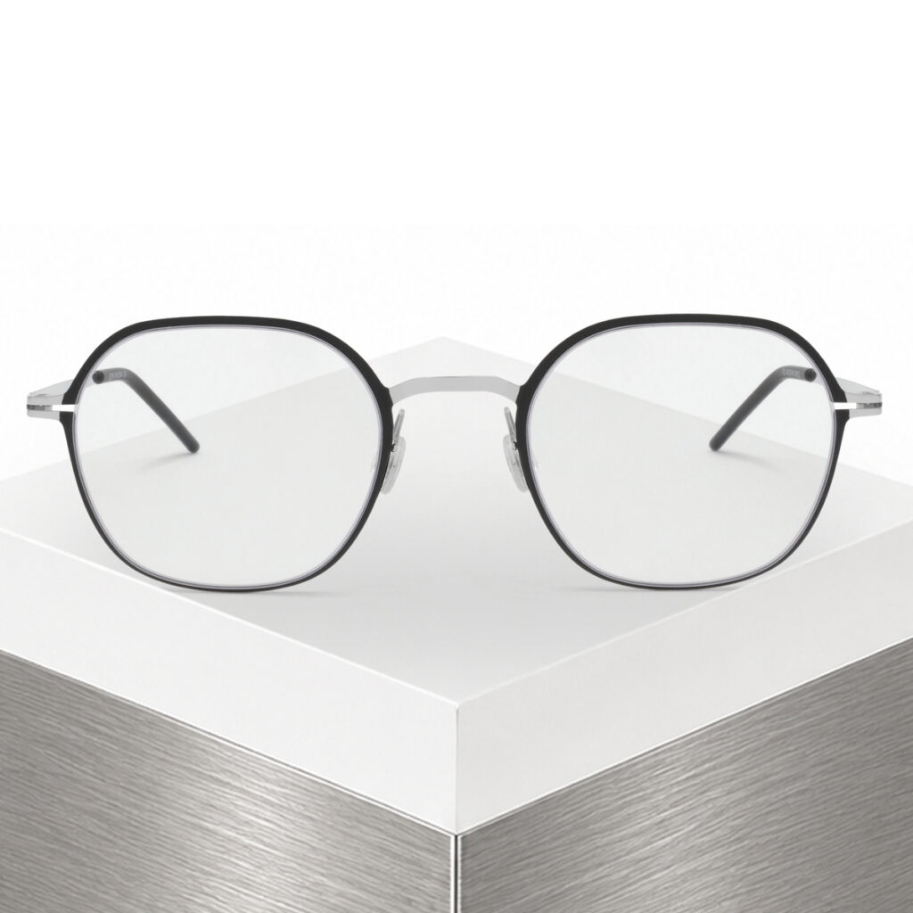 NYLO 1001 – Black — product photograph