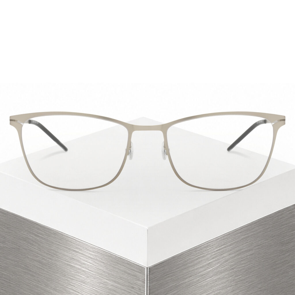 NYLO 1002 – Black — product photograph